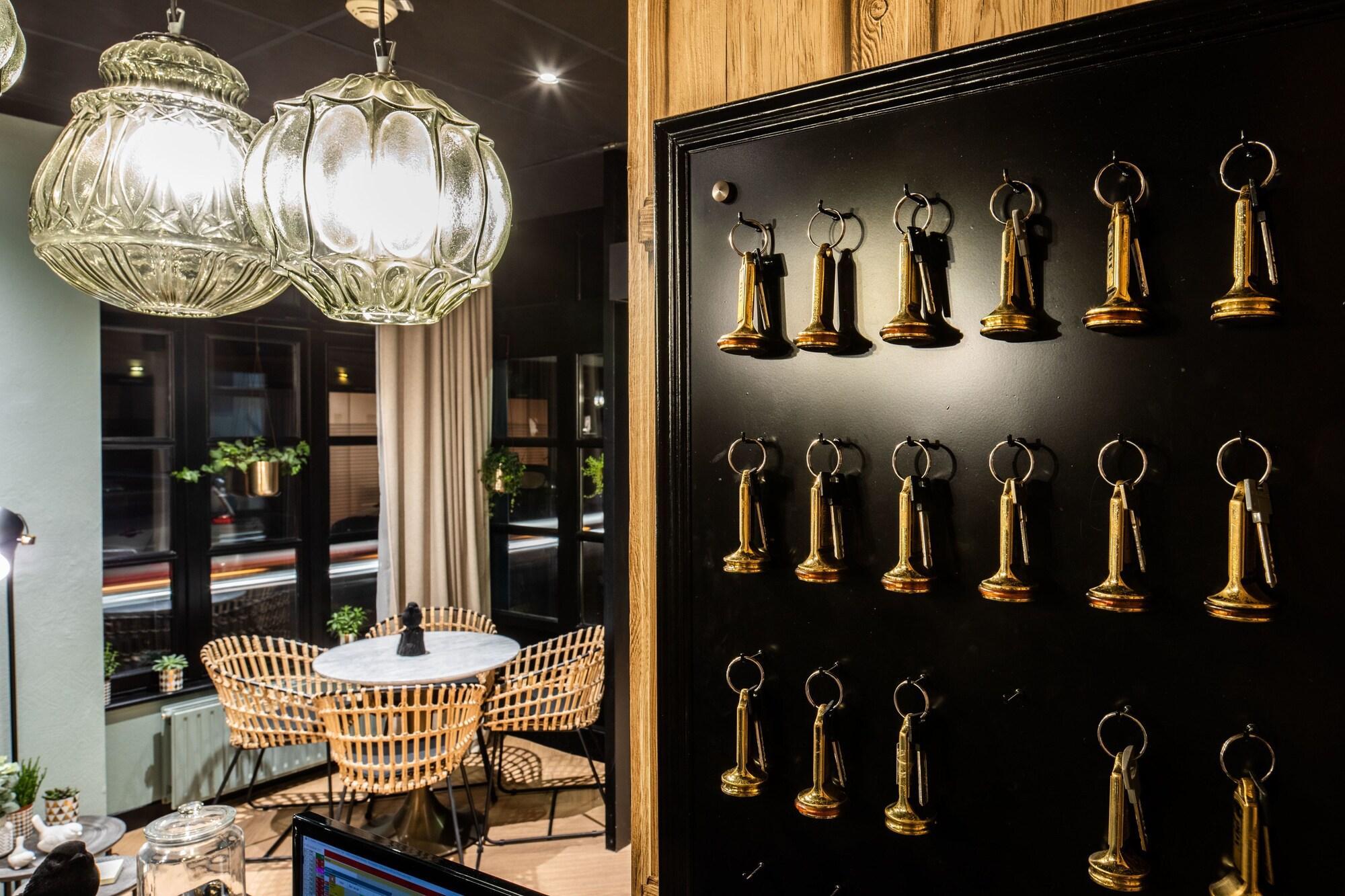 Hotel Lanjuinais Ренн Экстерьер фото